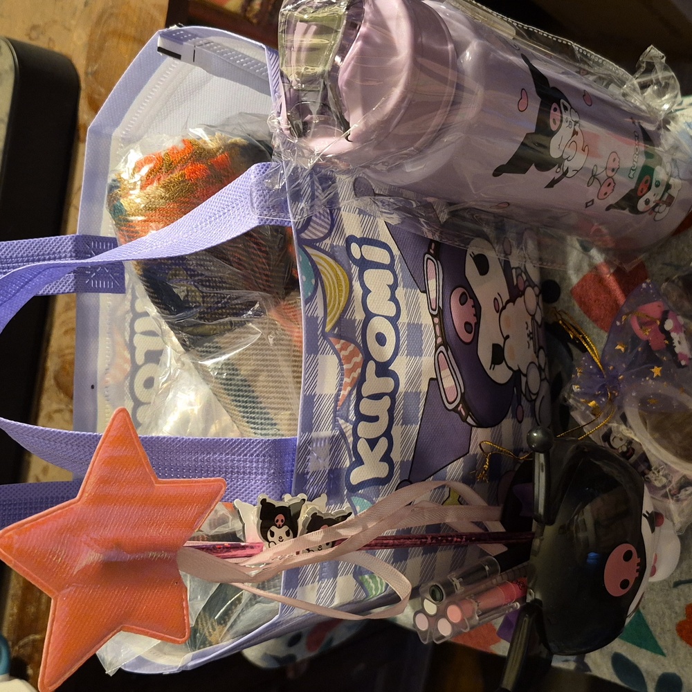 NWT 🖤 SANRIO 🎀 KUROMI 🖤 14 pc 🎁 GIFT BUNDLE 🧁 $70 R!